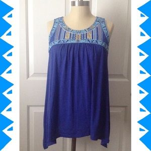 🌾Embroidered spring top🌾