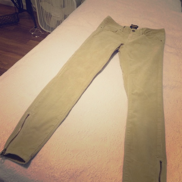 Size 0 Ralph Lauren Rugby Brand Skinny Cords