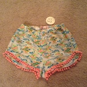 Shorts with Pom-Pom trim