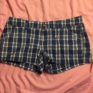 Blue plaid shorts NWT