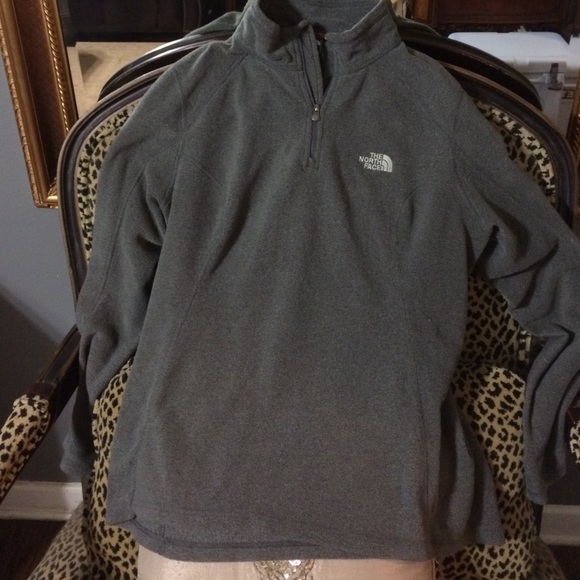 Quarter zip gray north face