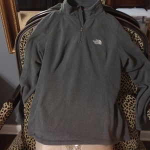 Quarter zip gray north face