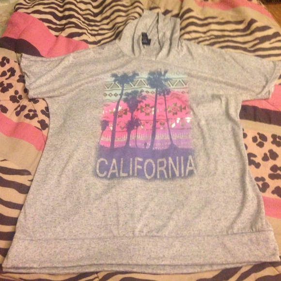 Rue21 Tops - T-Shirt or Top