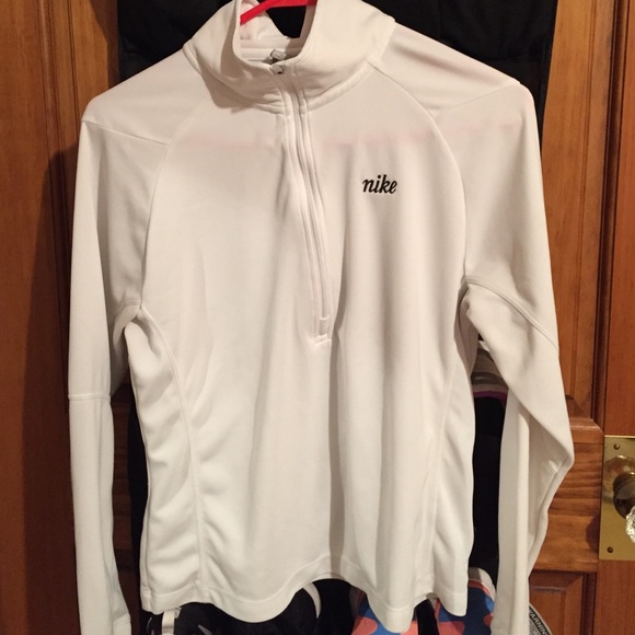 White nike pullover. Medium