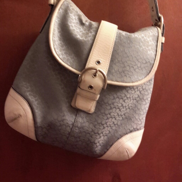 Coach - Picture 2 of 4