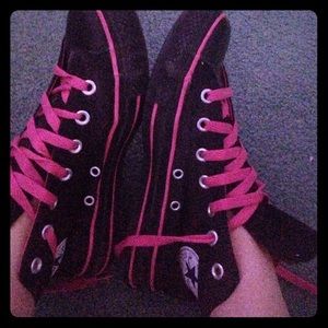 Pink and black converse hi-tops