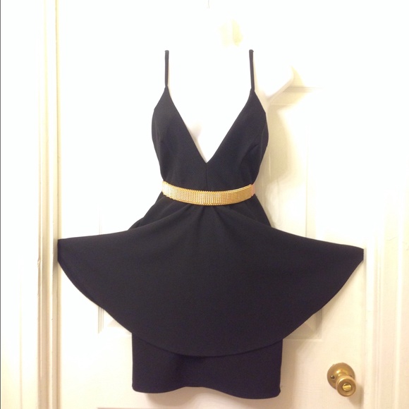 🚫SOLD In Bundle🚫 Black Cocktail Dress - Picture 4 of 4