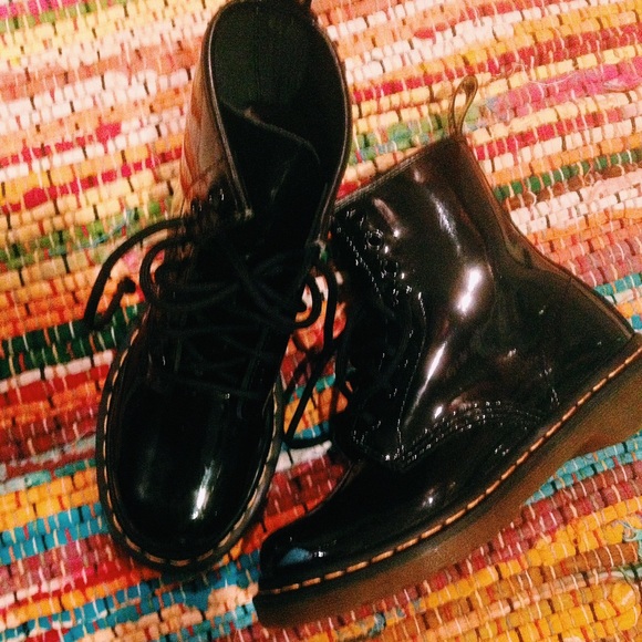 💥TRADE💥 Patent Leather Docs