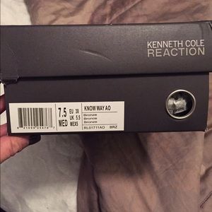 Kenneth Cole bronze heels