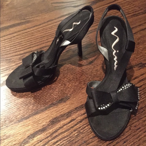 Mint Nina formal heels