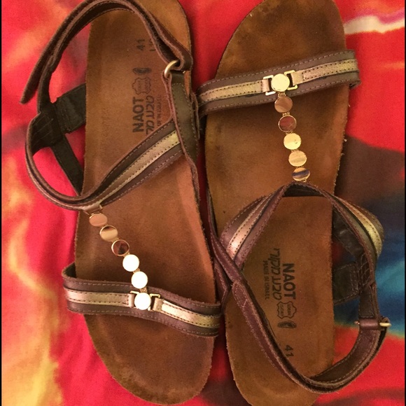 Israeli leather sandals