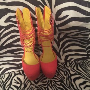 Orange heel