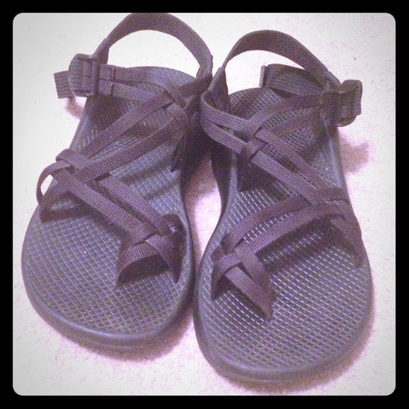 Black strappy Chacos!