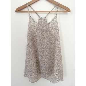 Flowy Tank