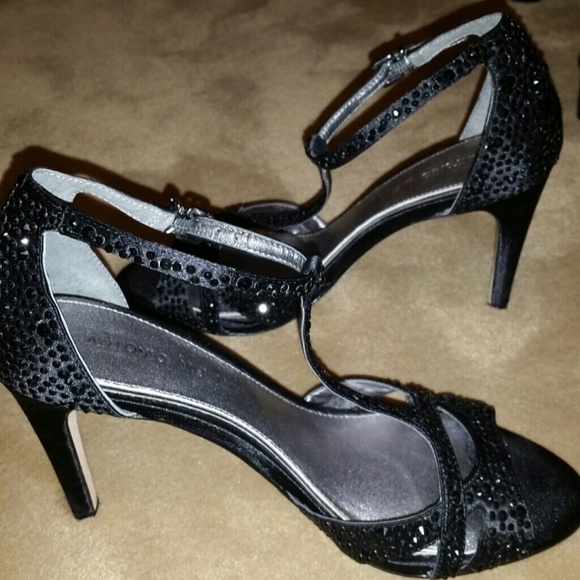 Black dressy heels