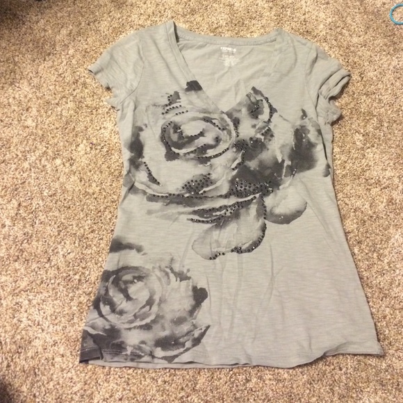 Express floral v neck
