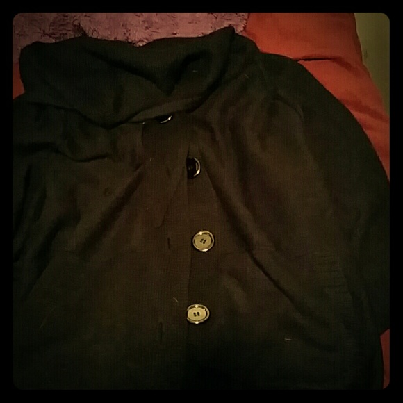 Hooded buttoned cardigan