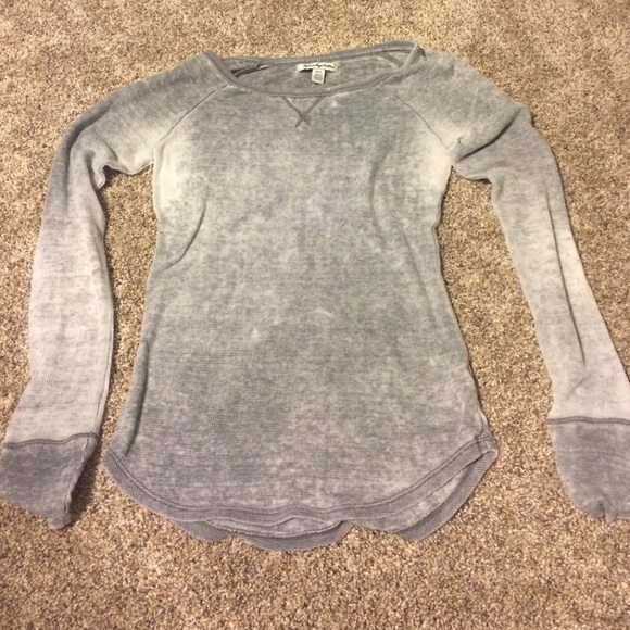 American eagle long sleeve crew neck tee