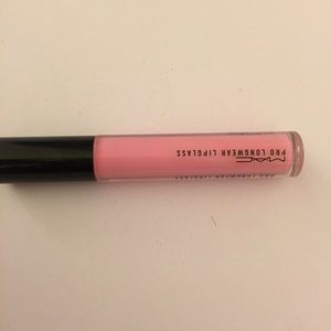 Mac lipgloss limited edition sold out prolong wear