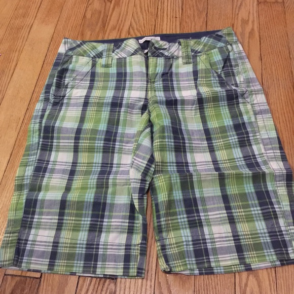Aeropostale short