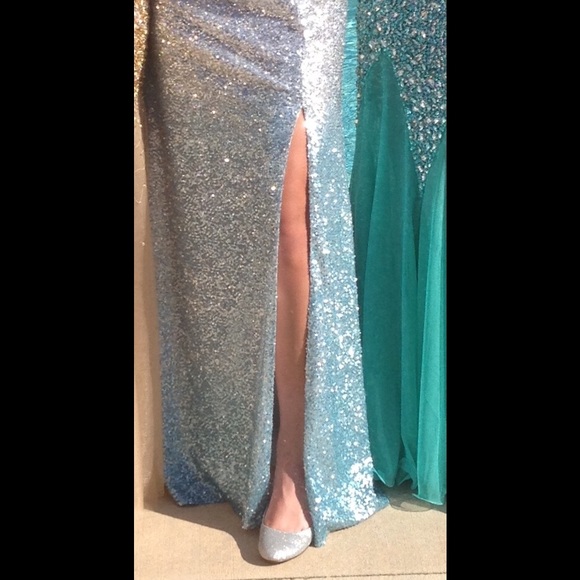 Prom dress...only worn once...feel like Cinderella - Picture 3 of 4