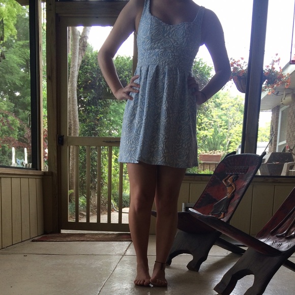 Candie's Spring/Summer Dress - Picture 2 of 3