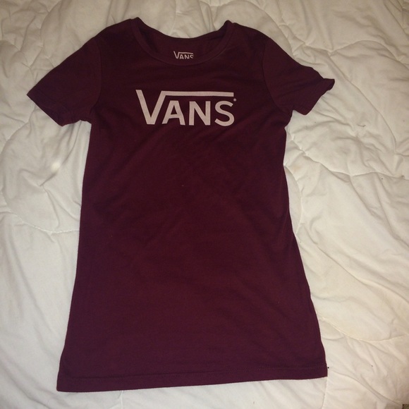Vans Tops - VANS BURGUNDY TSHIRT