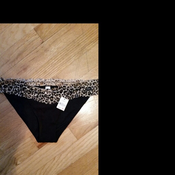 Leopard lace bikini bottom
