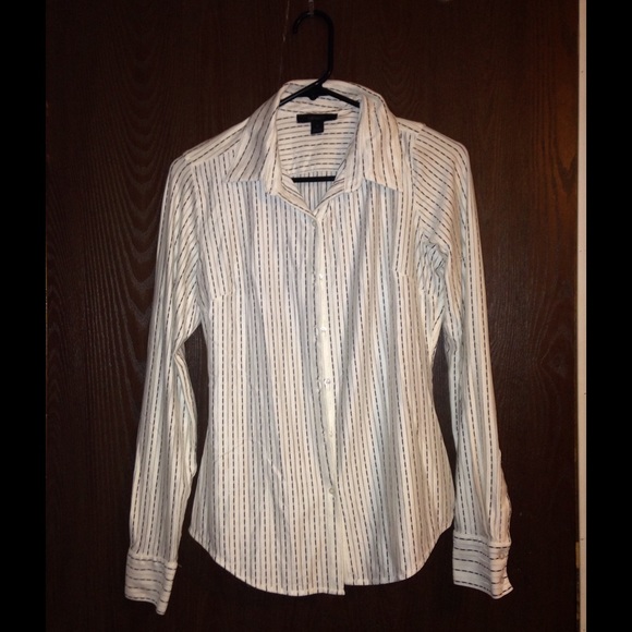 Stretchy Buttom-up Shirt