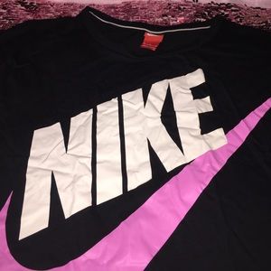 Women's Nike Workout Tee