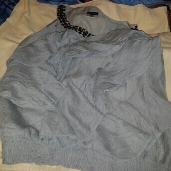 C.O.C Ruffled Sleeveless Top*Gray*NWOT - Picture 2 of 4