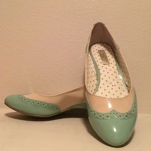 b.a.i.t. Wingtip Kitten Heels & Cardigan Bundle