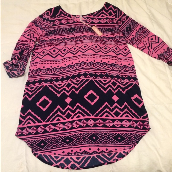 Tunic - Picture 1 of 1