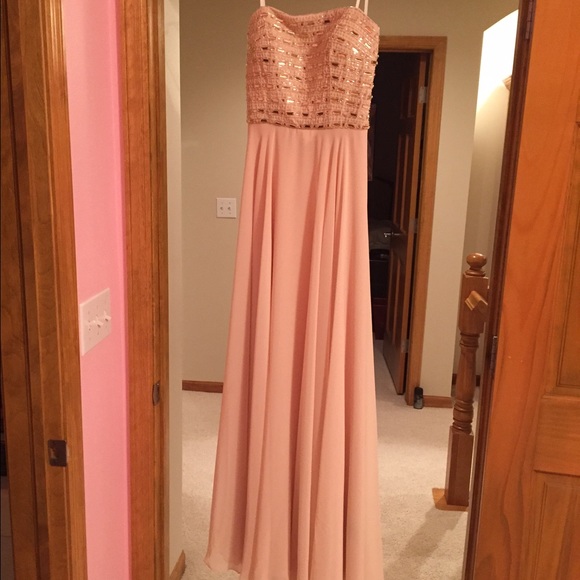 Prom Dress - Picture 2 of 4