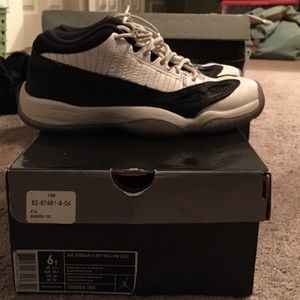 Air Jordan 11 Low
