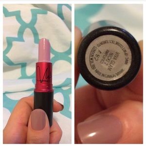 Viva La Glam MAC Niki Minaj lipstick