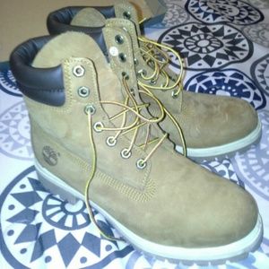 Timberland Boots New!!