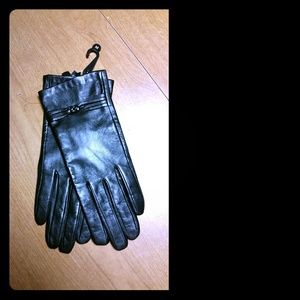 Black leather gloves