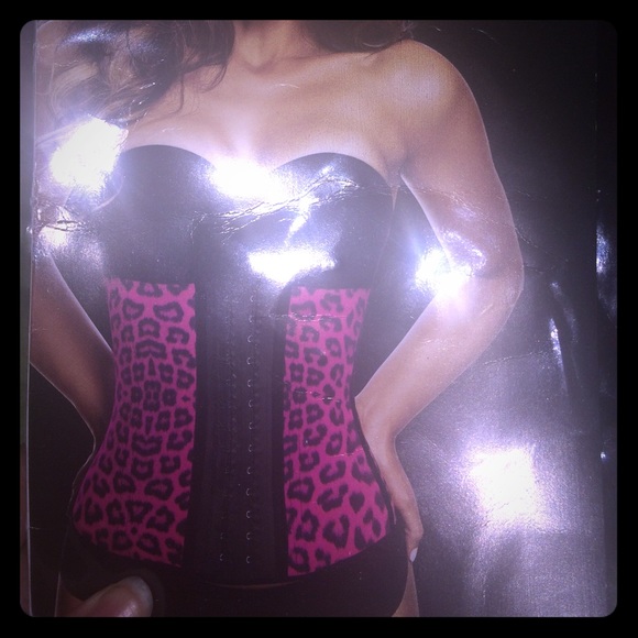 Waist Trainer / Faja XL BRAND NEW WITH TAGS