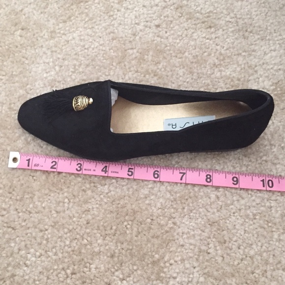 *Price Drop!* Unique Unisa Suede Flats - Picture 4 of 4