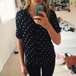 Classy skull button up shirt