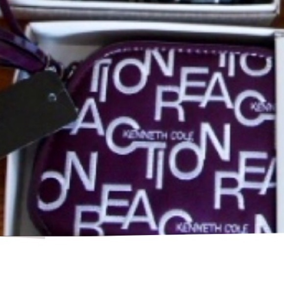 NWT $48 KENNETH COLE REACTION Embroidered Logo Compact Wallet PURPLE Tassel Zip - Picture 3 of 5
