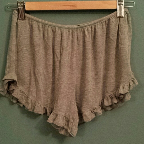 Grey ruffle shorts