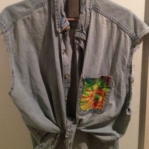 VINTAGE tye-dye pocket jean vest