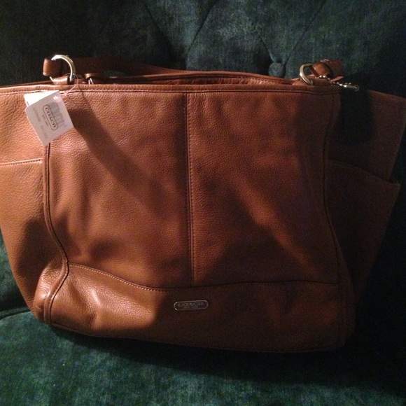 Coach, large, leather Bag, beautiful!!