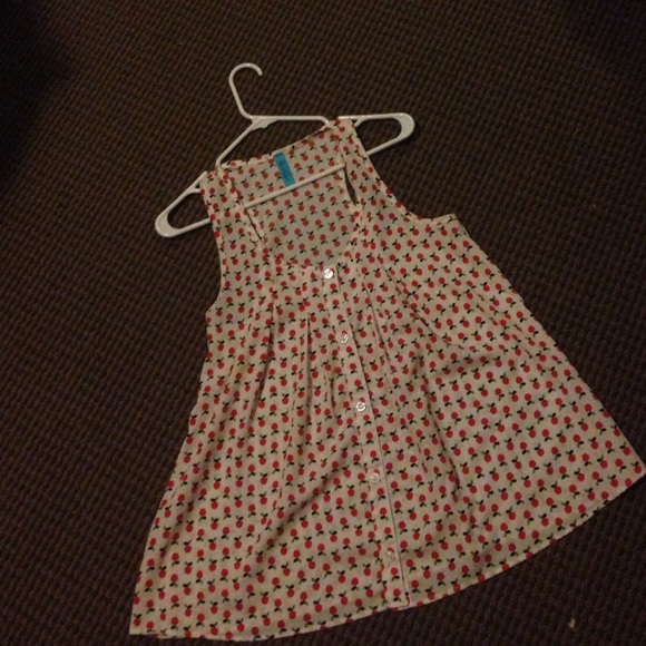 Apple Tank Top size Small