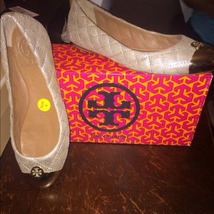tory burch flats size 6