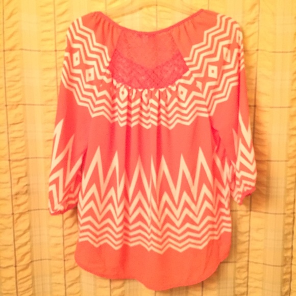 NWT Salmon and White Hollywould Top - Picture 3 of 4