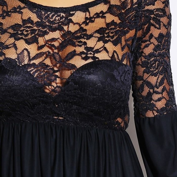 🆕 Lacy Black Bell Sleeve Dress - Picture 3 of 3
