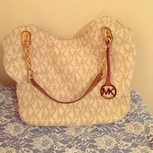 Michael Kors Fulton Signature Large Shoulder Tote